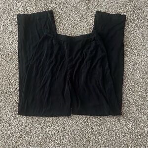 Chico’s Travelers Black Pull On Pants Regular size 0 Women’s Dress Pants